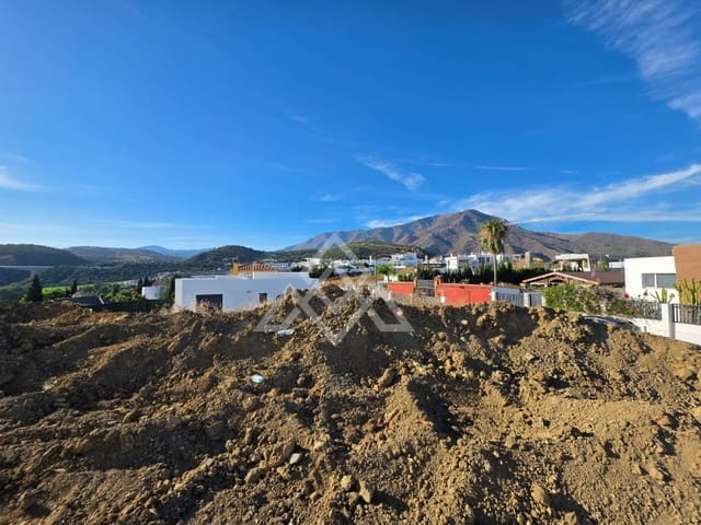 Terrain à Bâtir à vendre à Estepona - 435 000 € (Ref: 10102462)