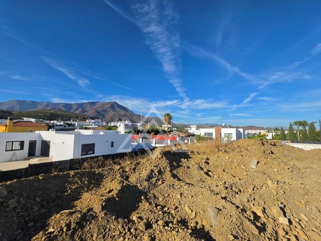 Terrain à Bâtir à vendre à Estepona - 435 000 € (Ref: 10102462)