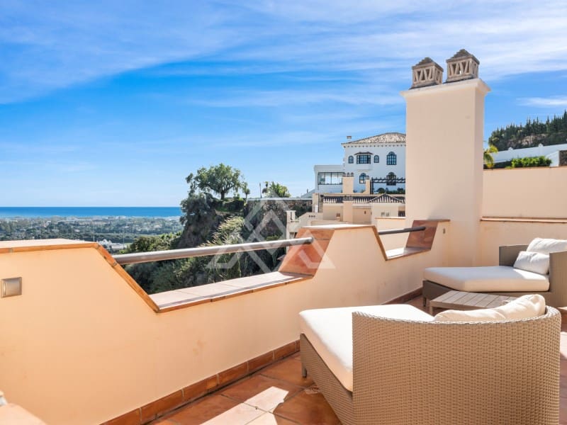 4 sovrum Takvåning till salu i Benahavis med garage - 2 650 000 € (Ref: 10131655)