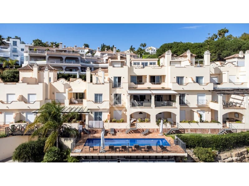 4 sovrum Takvåning till salu i Benahavis med garage - 2 650 000 € (Ref: 10131655)