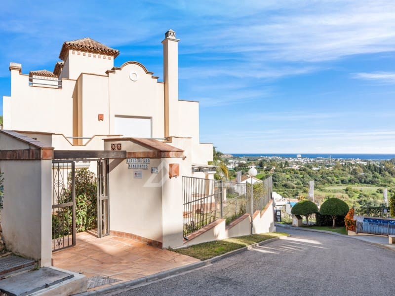 4 sovrum Takvåning till salu i Benahavis med garage - 2 650 000 € (Ref: 10131655)
