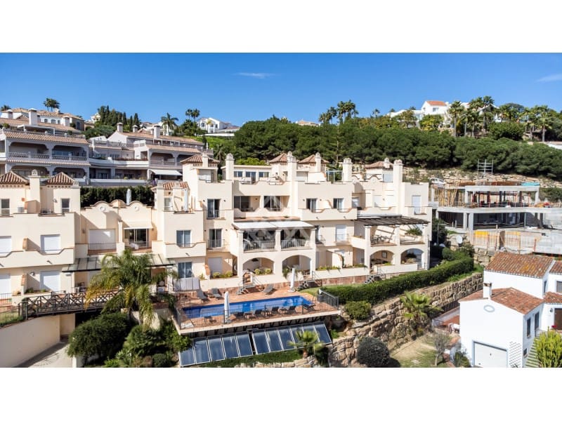 4 sovrum Takvåning till salu i Benahavis med garage - 2 650 000 € (Ref: 10131655)
