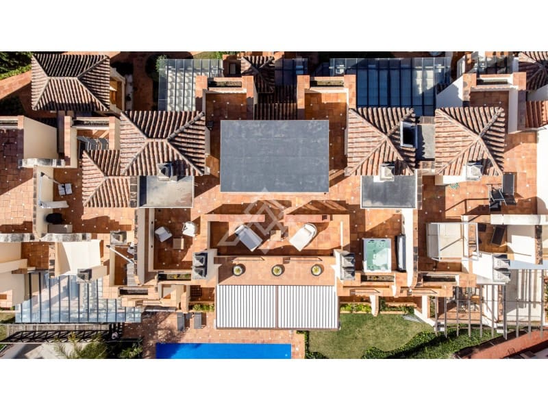 4 sovrum Takvåning till salu i Benahavis med garage - 2 650 000 € (Ref: 10131655)