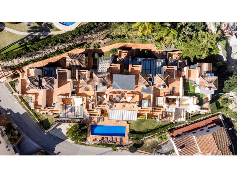 4 sovrum Takvåning till salu i Benahavis med garage - 2 650 000 € (Ref: 10131655)