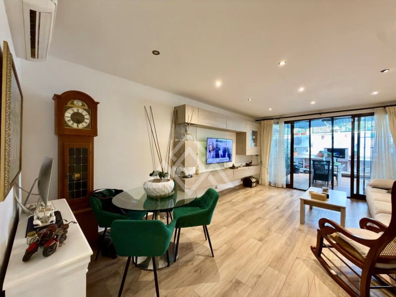 3 soveværelse Byhus til salg i Elviria med swimmingpool - € 497.000 (Ref: 10135964)