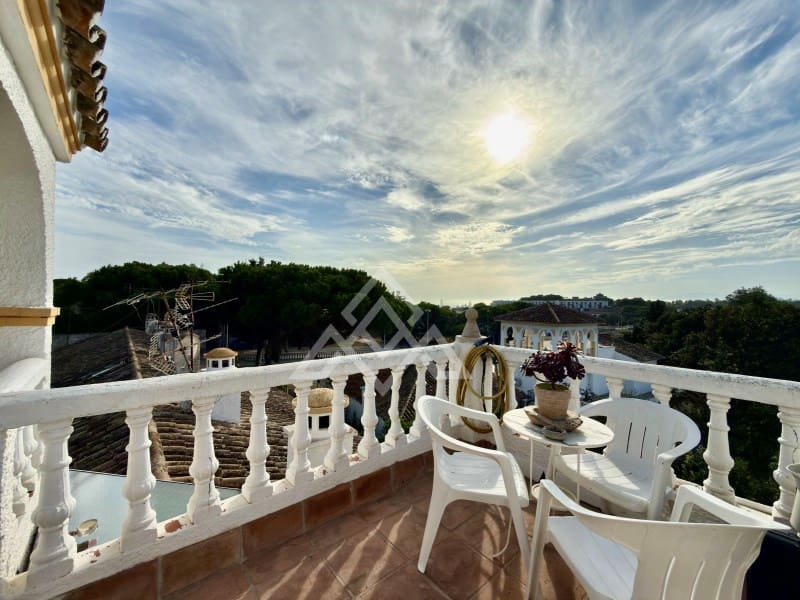 3 soveværelse Byhus til salg i Elviria med swimmingpool - € 497.000 (Ref: 10135964)