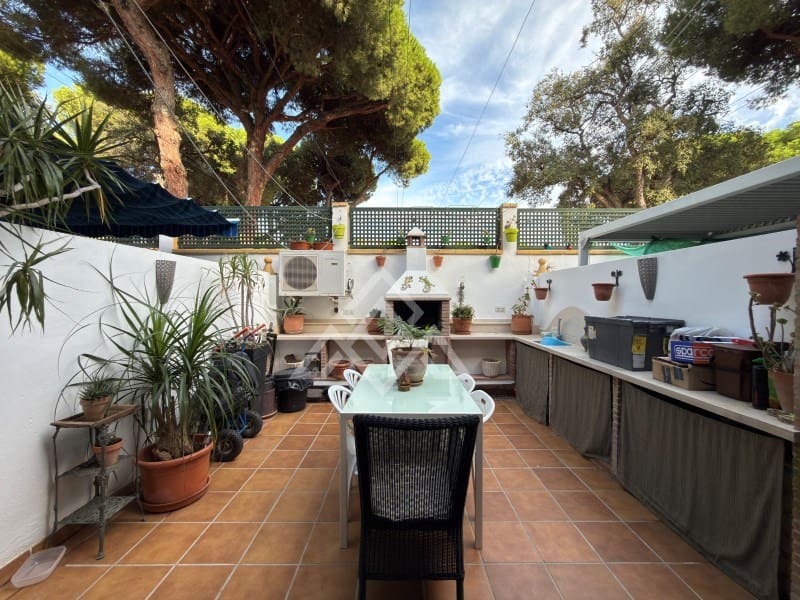 3 soveværelse Byhus til salg i Elviria med swimmingpool - € 497.000 (Ref: 10135964)