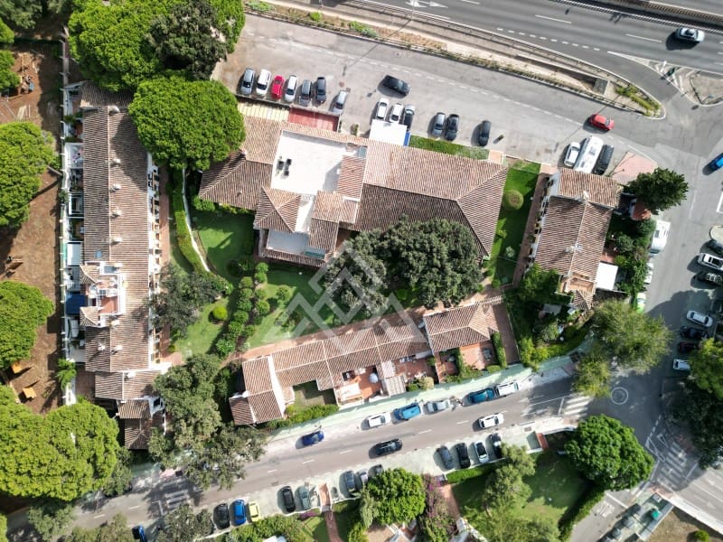 3 soveværelse Byhus til salg i Elviria med swimmingpool - € 497.000 (Ref: 10135964)