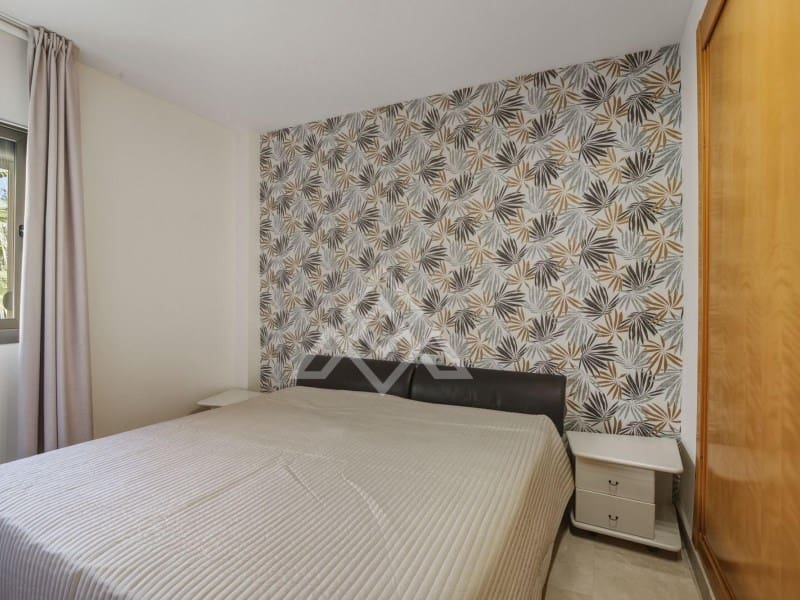 2 quarto Penthouse para venda em Benahavis com garagem - 630 000 € (Ref: 10135965)
