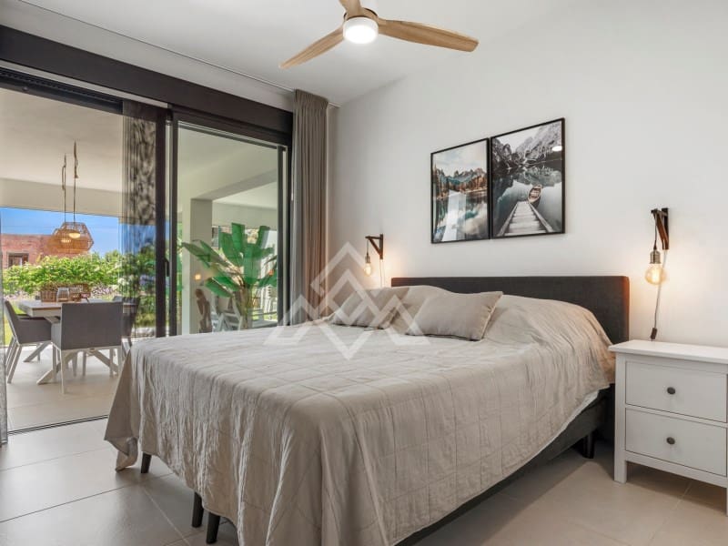 2 quarto Apartamento para venda em Estepona com piscina garagem - 495 000 € (Ref: 10135966)