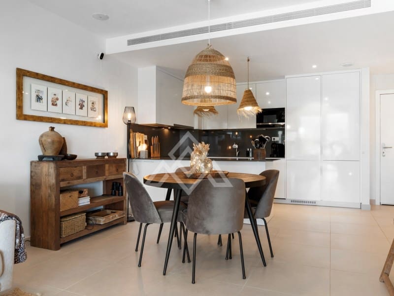 2 quarto Apartamento para venda em Estepona com piscina garagem - 495 000 € (Ref: 10135966)