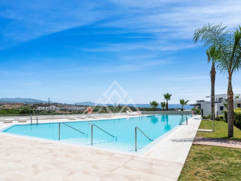 2 quarto Apartamento para venda em Estepona com piscina garagem - 495 000 € (Ref: 10135966)