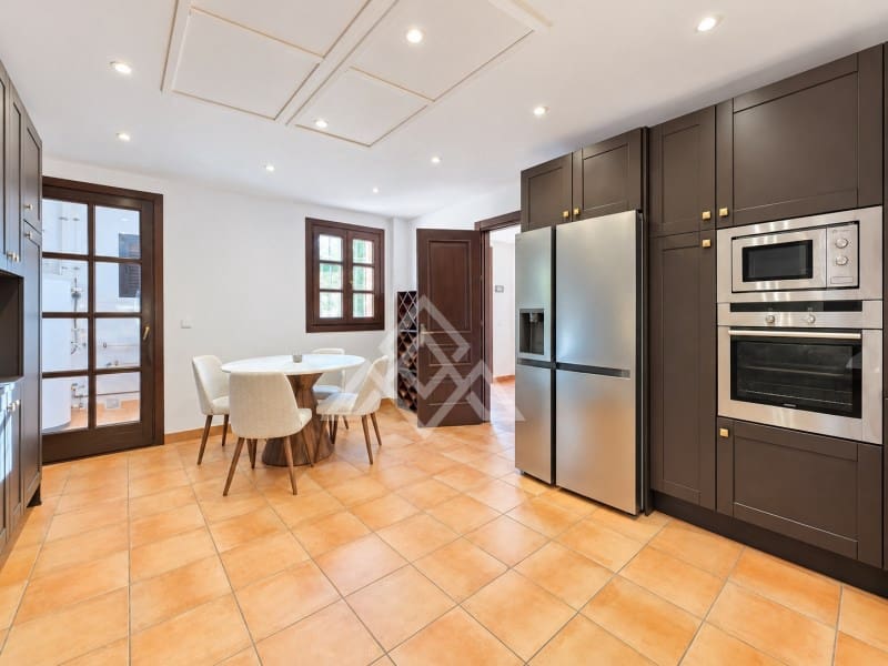 4 chambre Villa/Maison à vendre à Sotogrande avec piscine garage - 1 995 000 € (Ref: 10161465)