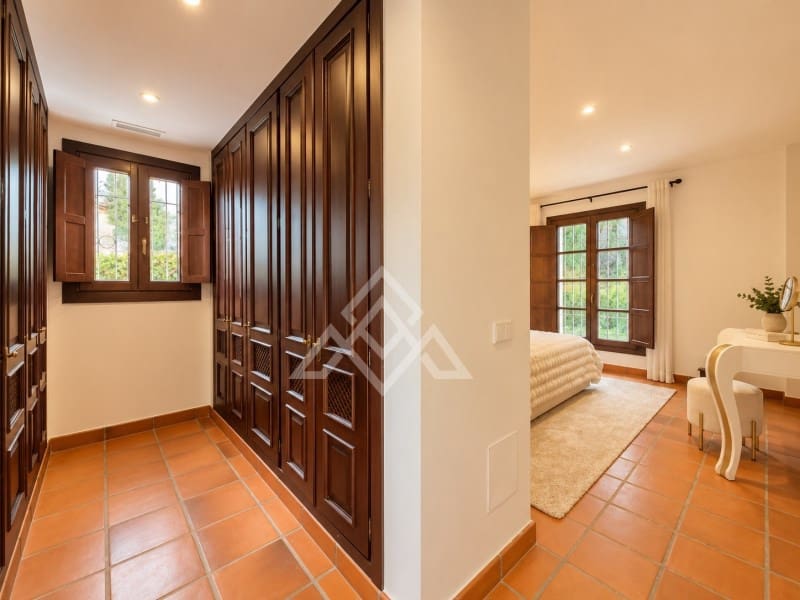 4 chambre Villa/Maison à vendre à Sotogrande avec piscine garage - 1 995 000 € (Ref: 10161465)