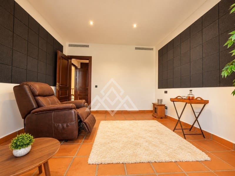 4 chambre Villa/Maison à vendre à Sotogrande avec piscine garage - 1 995 000 € (Ref: 10161465)