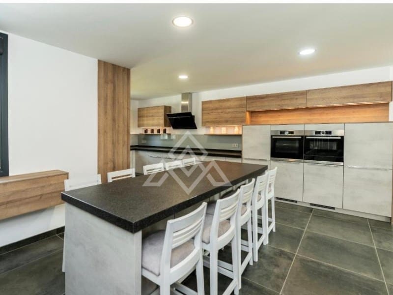 6 slaapkamer Villa te koop in Nueva Andalucia met zwembad garage - € 4.637.000 (Ref: 10166598)