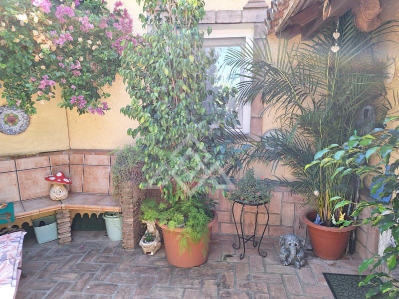 2 bedroom Villa for sale in Benahavis with garage - € 795,000 (Ref: 10166600)