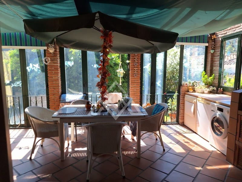2 bedroom Villa for sale in Benahavis with garage - € 795,000 (Ref: 10166600)