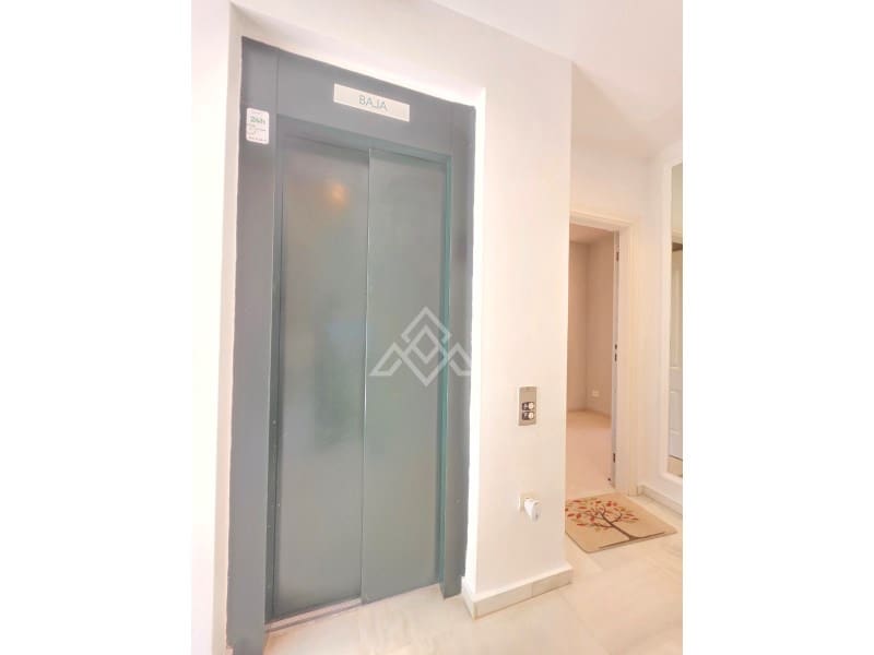 3 sovrum Lägenhet till salu i Marbella med garage - 1 395 000 € (Ref: 10180474)