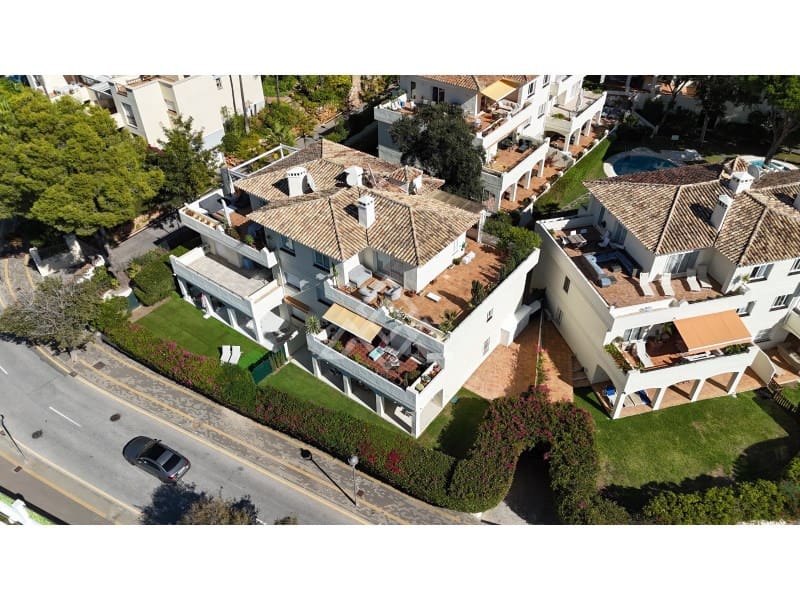 3 sovrum Lägenhet till salu i Marbella med garage - 1 395 000 € (Ref: 10180474)