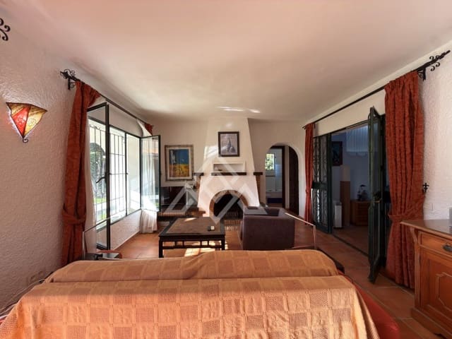 3 sovrum Villa till salu i Saladillo-Benamara, Estepona - 1 050 000 € (Ref: 10180475)