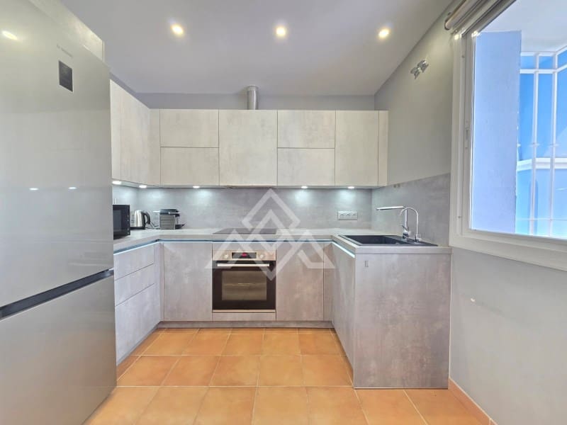 2 sypialnia Dom na sprzedaż w Nueva Andalucia z basenem garażem - 650 000 € (Ref: 10182968)