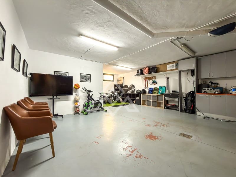 3 soverom Hus til salgs i Golden Mile med svømmebasseng garasje - € 795 000 (Ref: 10184671)