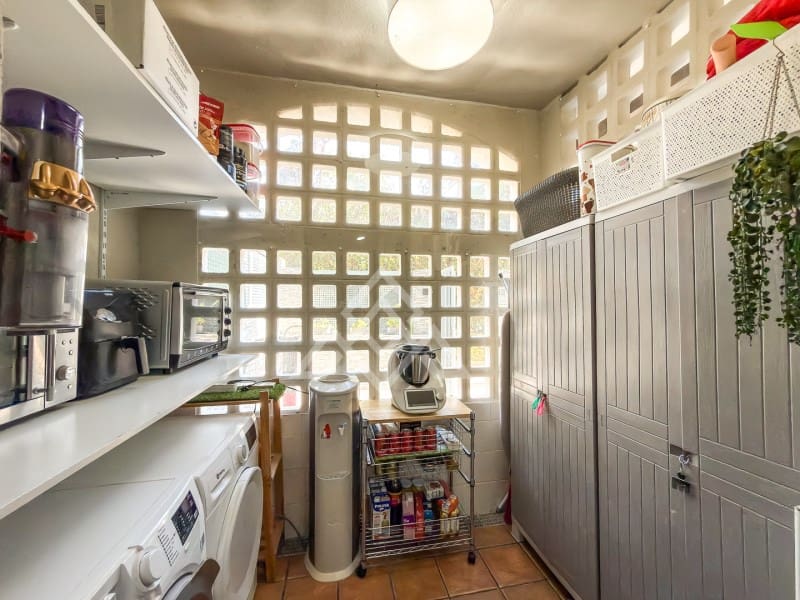 3 soverom Hus til salgs i Golden Mile med svømmebasseng garasje - € 795 000 (Ref: 10184671)