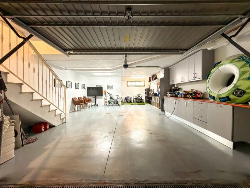 3 soverom Hus til salgs i Golden Mile med svømmebasseng garasje - € 795 000 (Ref: 10184671)