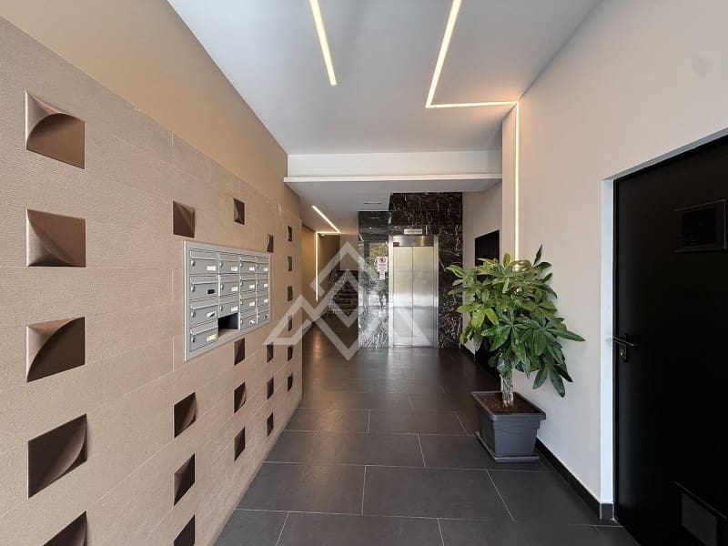 Apartamento de 3 habitaciones en San Pedro de Alcantara en venta con piscina garaje - 690.000 € (Ref: 10184672)
