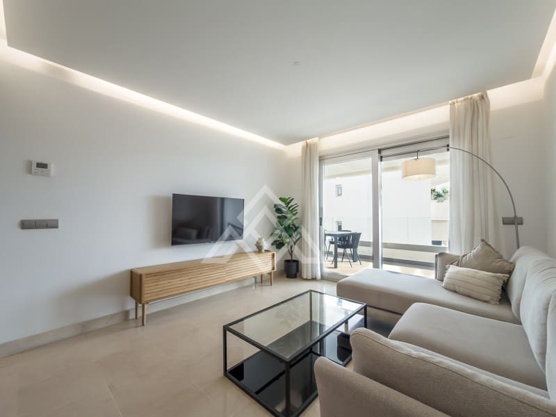 Apartamento de 3 habitaciones en San Pedro de Alcantara en venta con piscina garaje - 650.000 € (Ref: 10184673)
