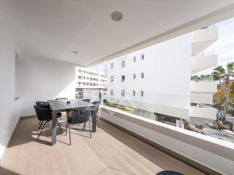 Apartamento de 3 habitaciones en San Pedro de Alcantara en venta con piscina garaje - 650.000 € (Ref: 10184673)