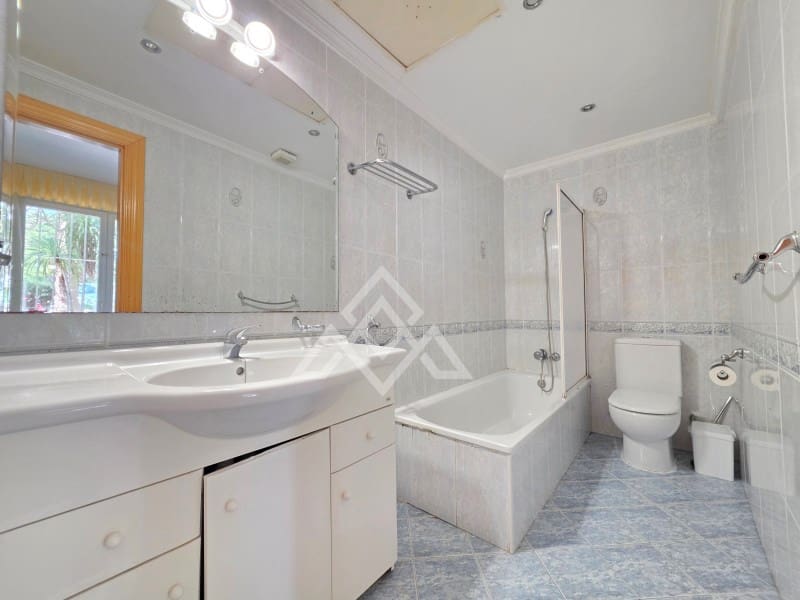 1 sypialnia Apartament na sprzedaż w Calahonda - 275 000 € (Ref: 10187003)