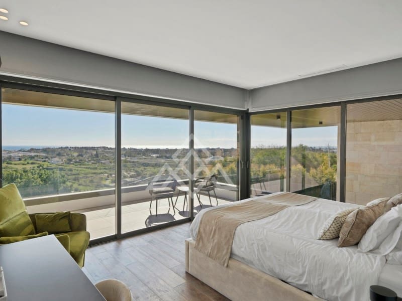 4 makuuhuone Huvila myytävänä paikassa Benahavis mukana uima-altaan 
autotalli - 4 250 000 € (Ref: 8796127)