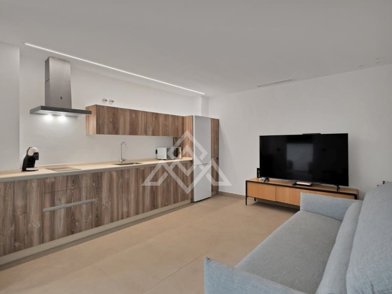 4 makuuhuone Huvila myytävänä paikassa Benahavis mukana uima-altaan 
autotalli - 4 250 000 € (Ref: 8796127)