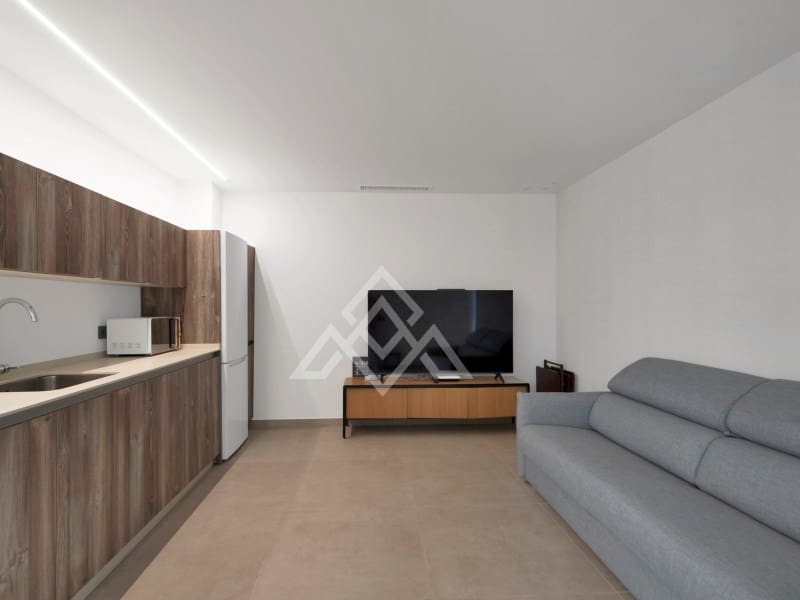 4 makuuhuone Huvila myytävänä paikassa Benahavis mukana uima-altaan 
autotalli - 4 250 000 € (Ref: 8796127)