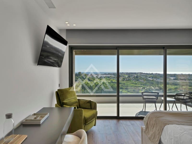 4 makuuhuone Huvila myytävänä paikassa Benahavis mukana uima-altaan 
autotalli - 4 250 000 € (Ref: 8796127)