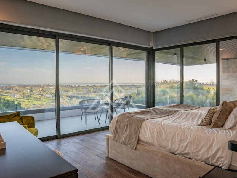 4 makuuhuone Huvila myytävänä paikassa Benahavis mukana uima-altaan 
autotalli - 4 250 000 € (Ref: 8796127)