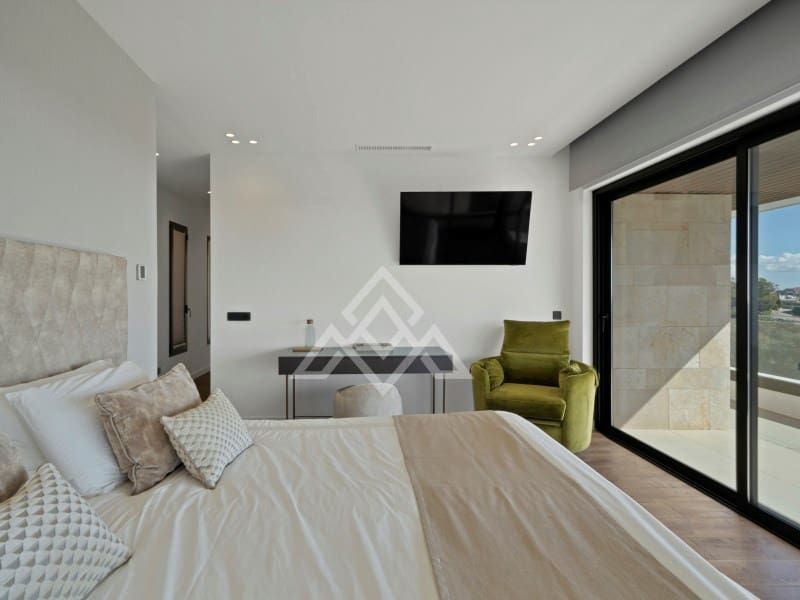 4 makuuhuone Huvila myytävänä paikassa Benahavis mukana uima-altaan 
autotalli - 4 250 000 € (Ref: 8796127)