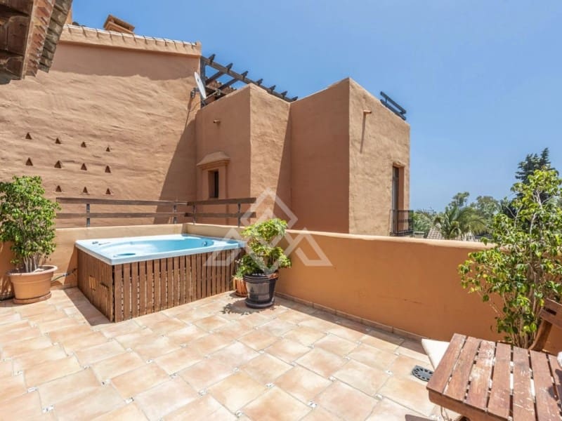 3 soveværelse Penthouse til salg i New Golden Mile med swimmingpool garage - € 465.000 (Ref: 8799730)