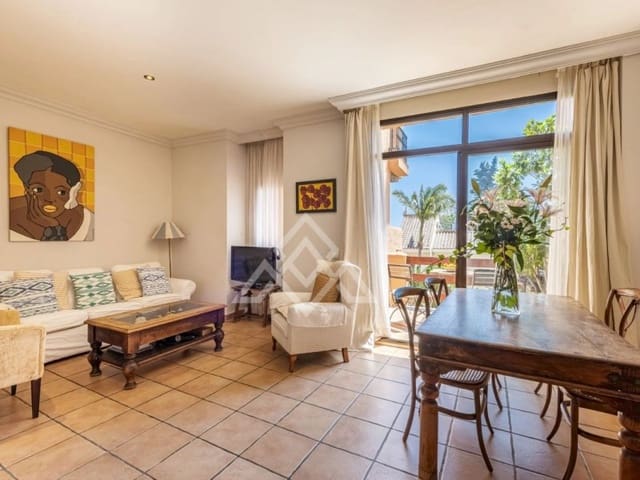 3 makuuhuone Kattohuoneisto myytävänä paikassa Paraiso - Barronal, Estepona mukana uima-altaan 
autotalli - 465 000 € (Ref: 8799730)