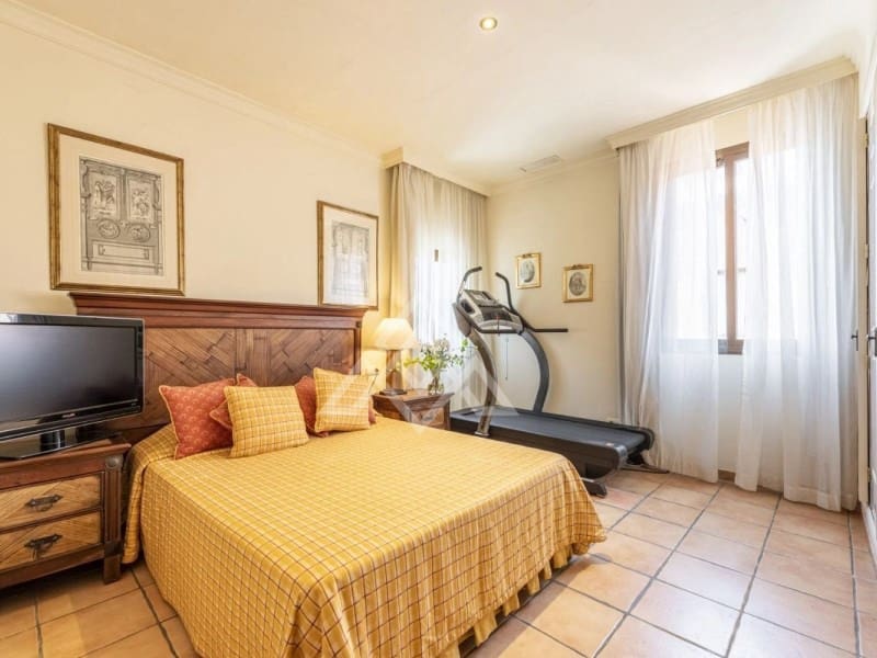 3 soveværelse Penthouse til salg i New Golden Mile med swimmingpool garage - € 465.000 (Ref: 8799730)