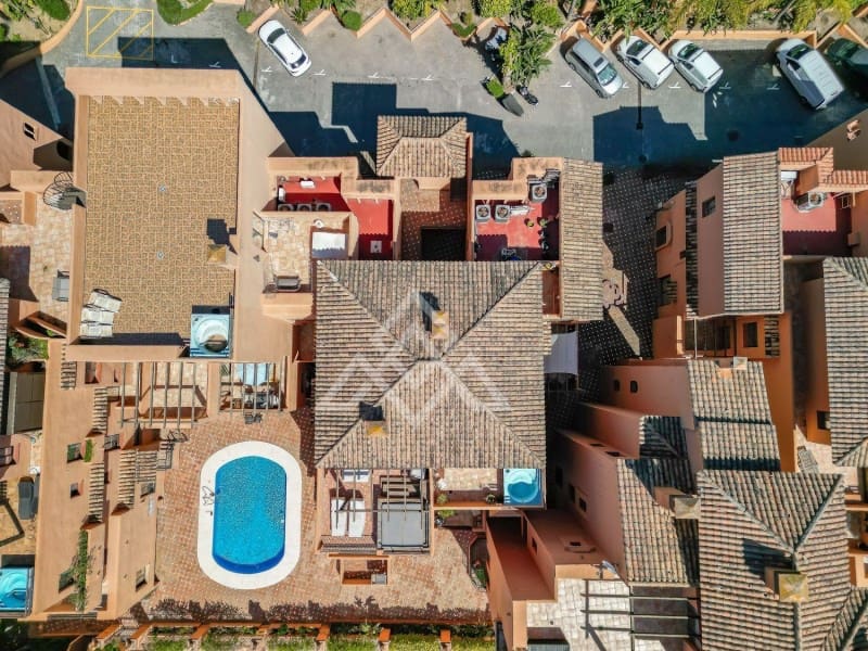 3 soveværelse Penthouse til salg i New Golden Mile med swimmingpool garage - € 465.000 (Ref: 8799730)