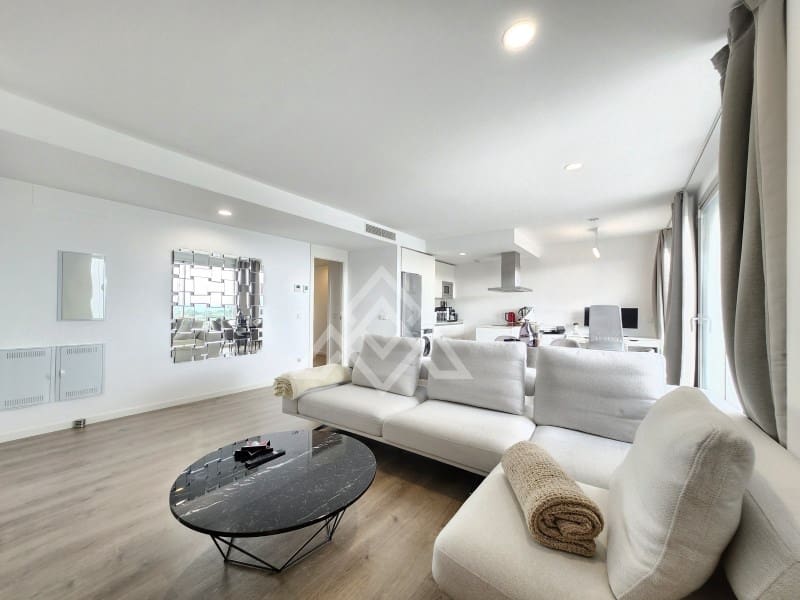 2 soveværelse Penthouse til salg i Estepona - € 399.900 (Ref: 8799742)