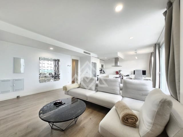 2 slaapkamer Penthouse te koop in Buenas Noches, Estepona - € 399.900 (Ref: 8799742)