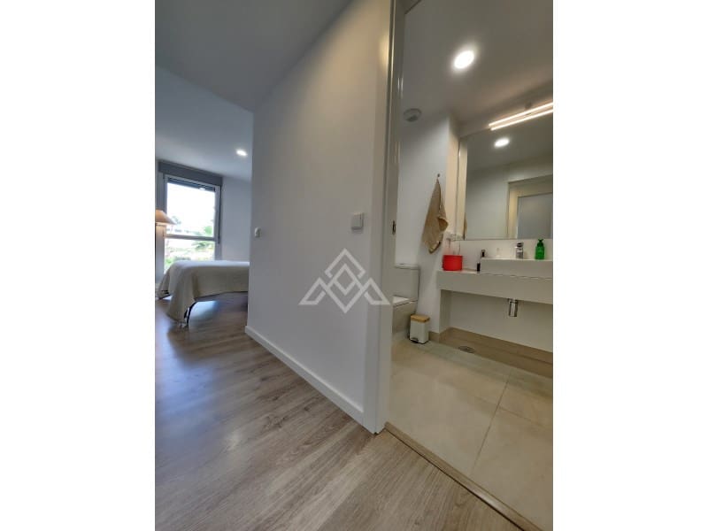 2 soveværelse Penthouse til salg i Estepona - € 399.900 (Ref: 8799742)