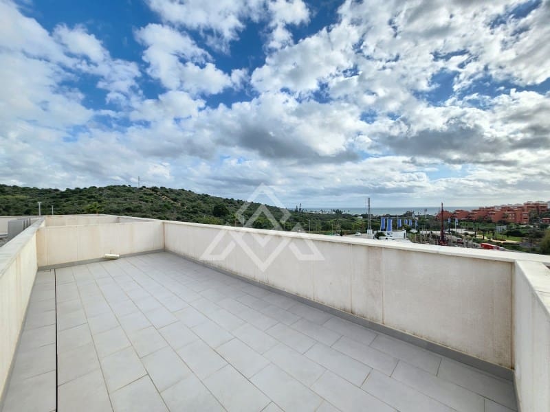 2 soveværelse Penthouse til salg i Estepona - € 399.900 (Ref: 8799742)