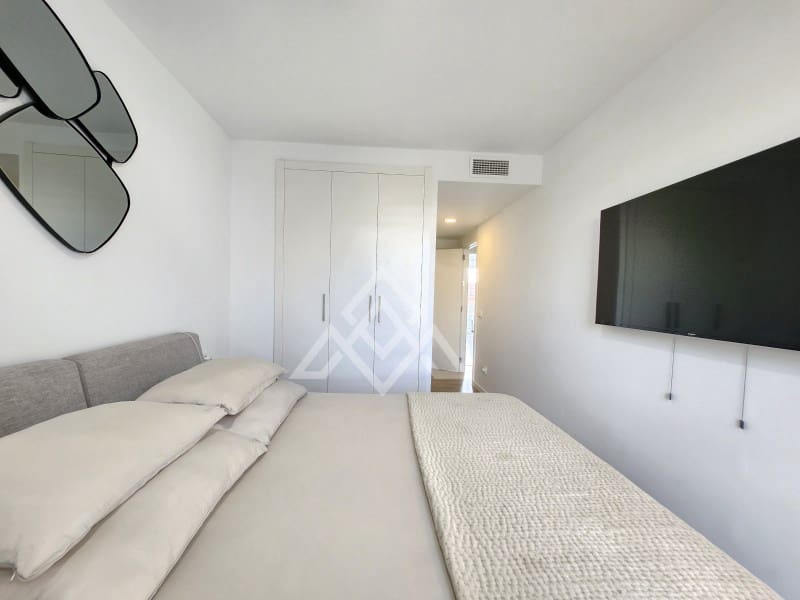 2 soveværelse Penthouse til salg i Estepona - € 399.900 (Ref: 8799742)