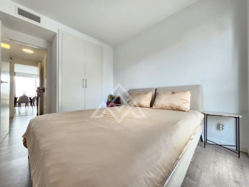 2 soveværelse Penthouse til salg i Estepona - € 399.900 (Ref: 8799742)