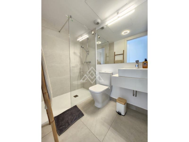 2 soveværelse Penthouse til salg i Estepona - € 399.900 (Ref: 8799742)